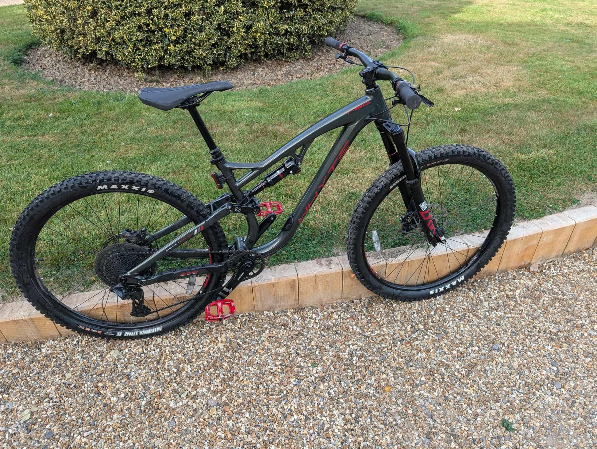 Whyte Full Suspension Mountain Bike